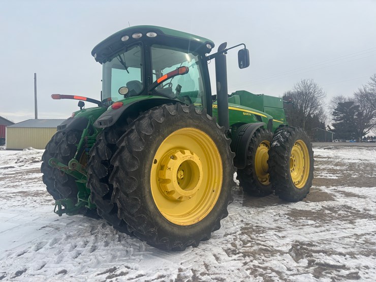 john-deere-8320-image-8