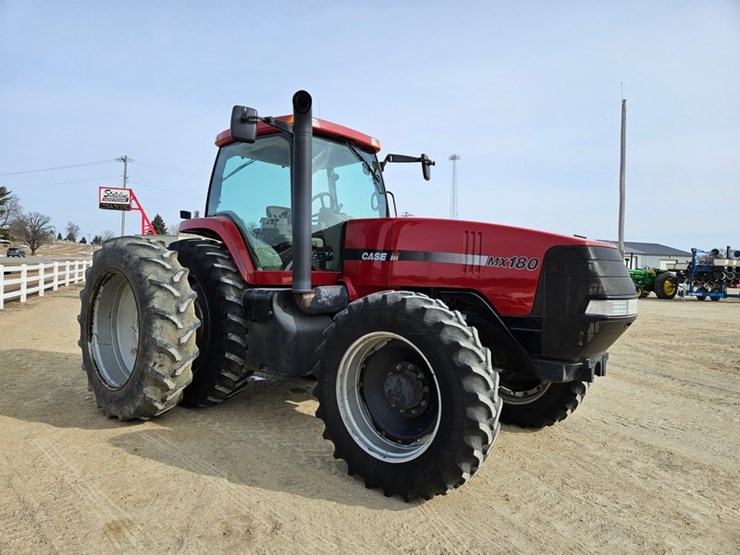 case-ih-mx180-image-7