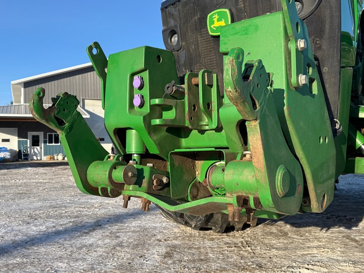 john-deere-r-image-10