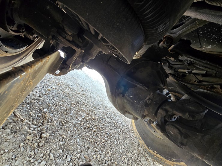 2015-kenworth-t800-image-97