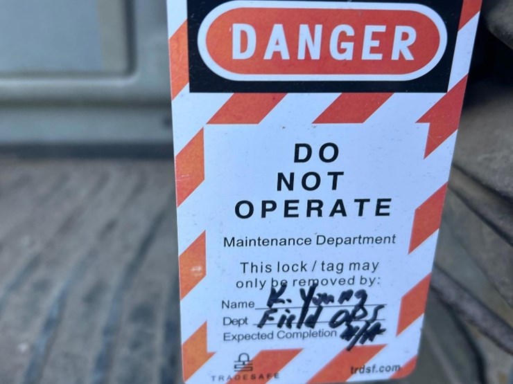 2015-takeuchi-tb1140-image-24