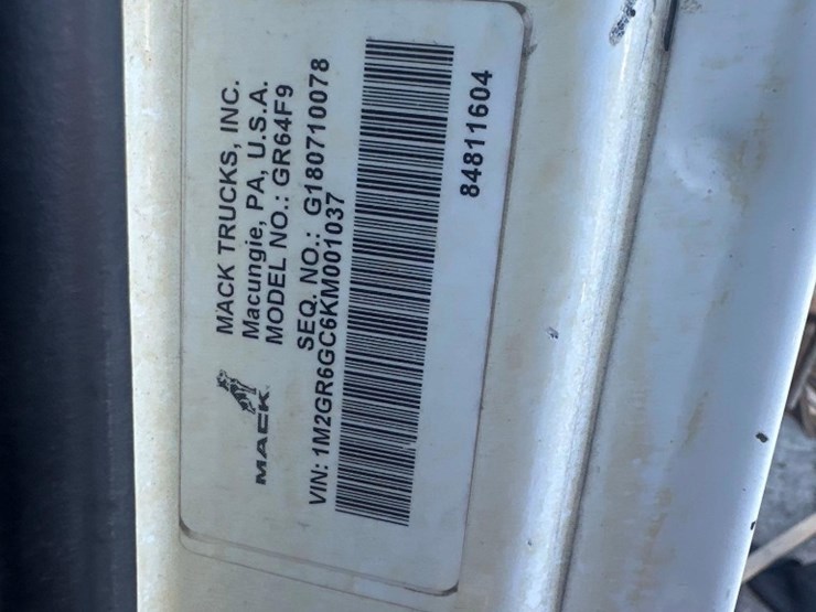 2019-mack-gr64f9-quad/a-dump-truck-image-18