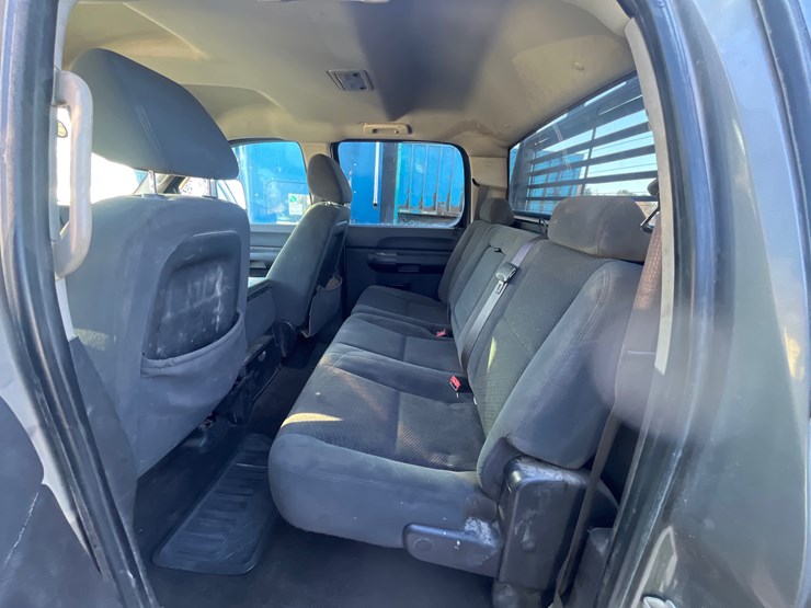 2007-chevrolet-2500-image-21