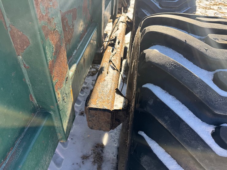 #4808-•-art's-way-x900-image-15