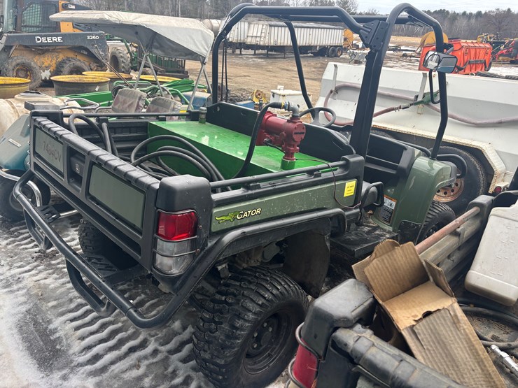 john-deere-gator-image-4