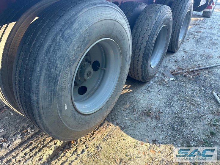 2019-kenworth-t800-image-7