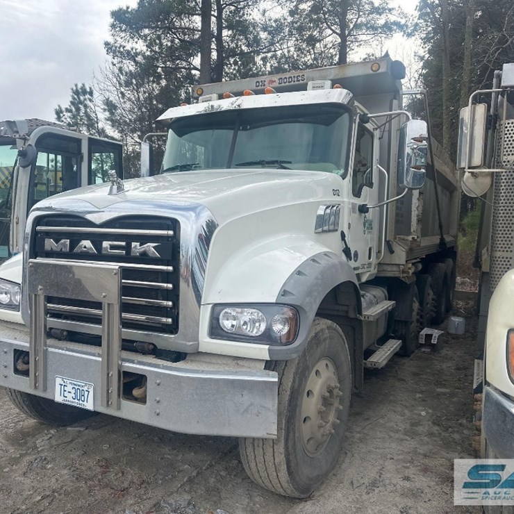 2020 MACK GR64F9 QUAD/A DUMP TRUCK