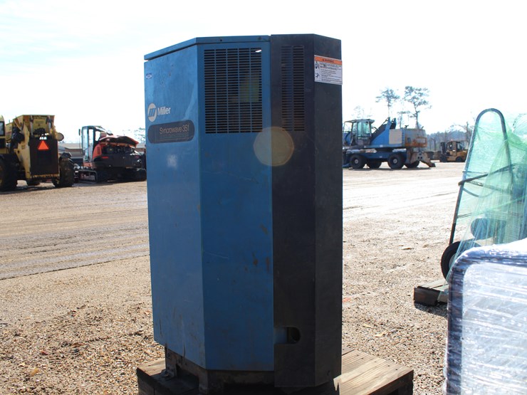 #5154-•-miller-syncrowave-351-welder-image-5