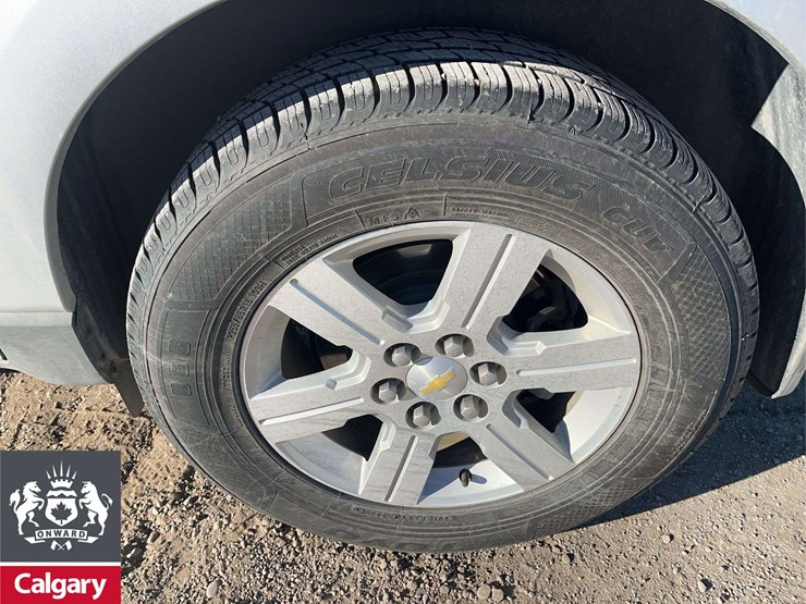 2010-chevrolet-traverse-image-12