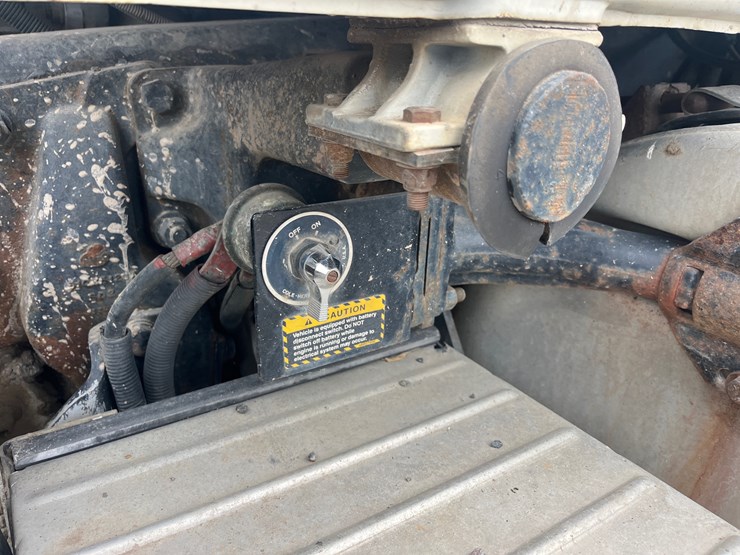 1998-mack-rd690s-image-37