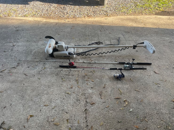 #407-•-minn--kota-trolling-motor-and-fishing-poles-image-1