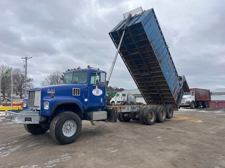 1995-international-5000-image-10