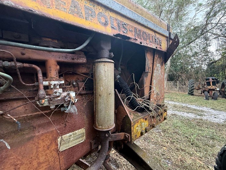 minneapolis-moline-jet-star-3-image-27