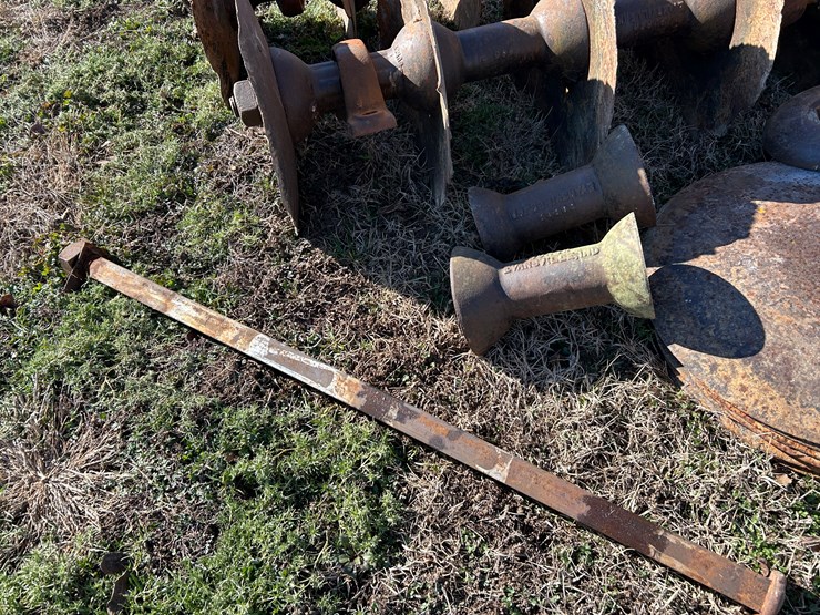 #37602-•-lot-of-disk-blades-&-mis-parts-image-5