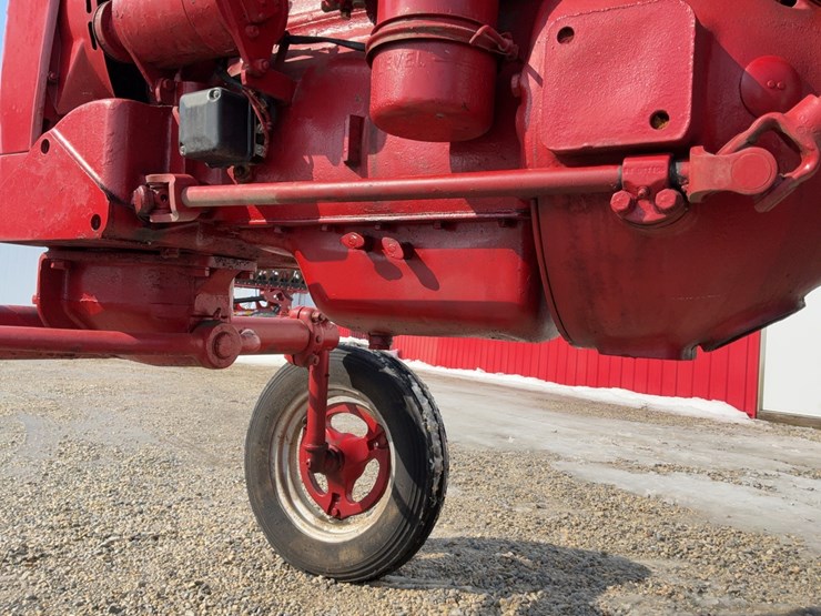 1952-mccormick-farmall-super-c-image-49