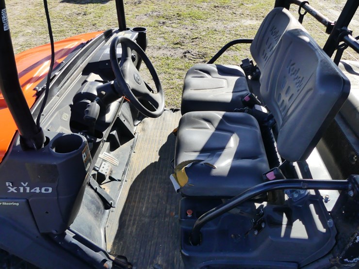 2020-kubota-rtvx1140-image-12