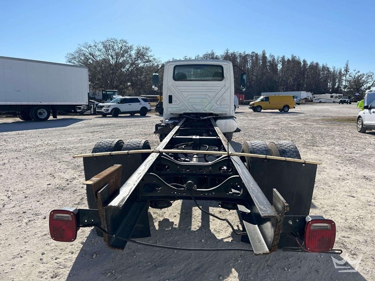 2020-international-mv607-image-27