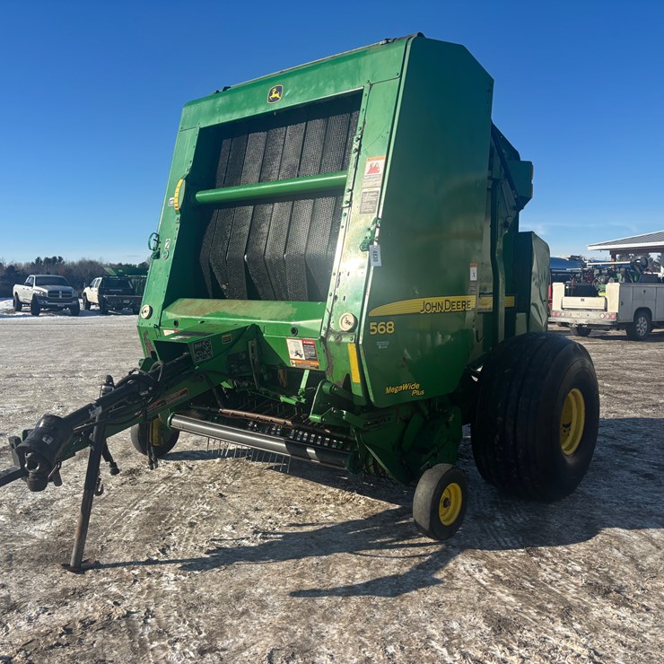 JOHN DEERE 568
