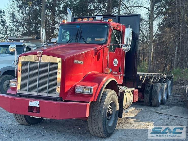 2019-kenworth-t800-image-30