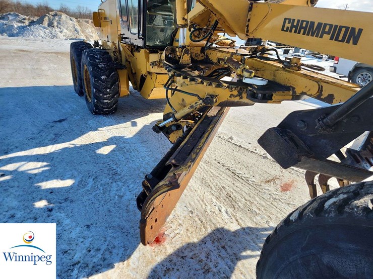 1990-champion-730a-image-14