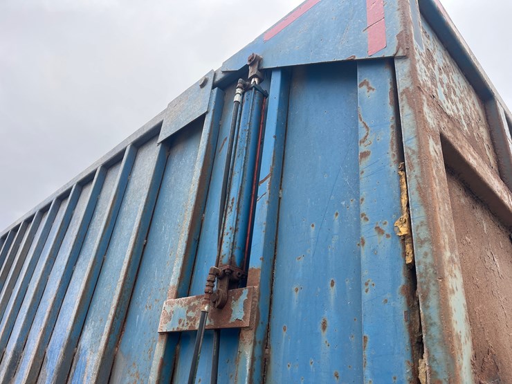 1996-international-5000-image-27