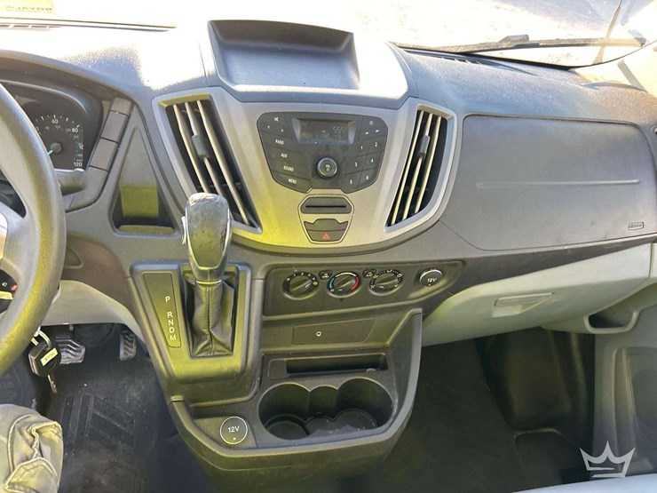 2017-ford-transit-image-18