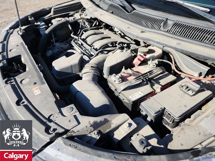 2017-ford-explorer-image-24