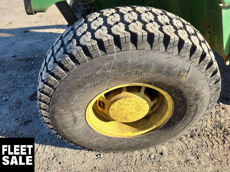john-deere-855-image-11