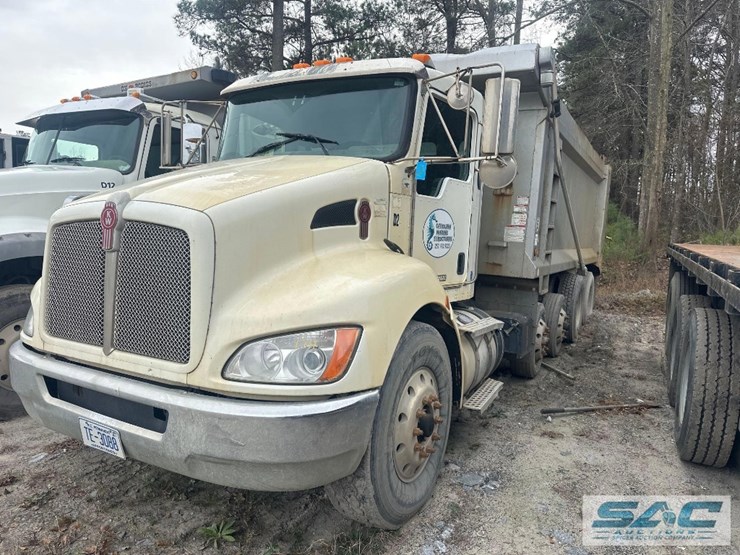 2015-kenworth-t370-image-1