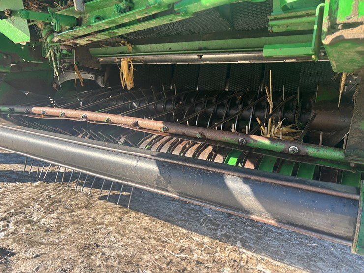 john-deere-568-image-14