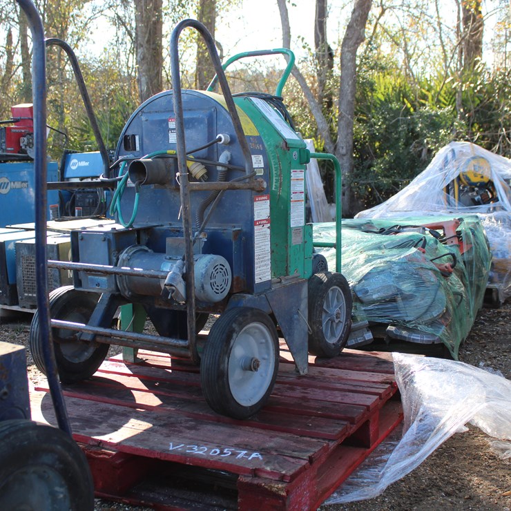 #5183 • PALLET OF 2 PIPE BENDER