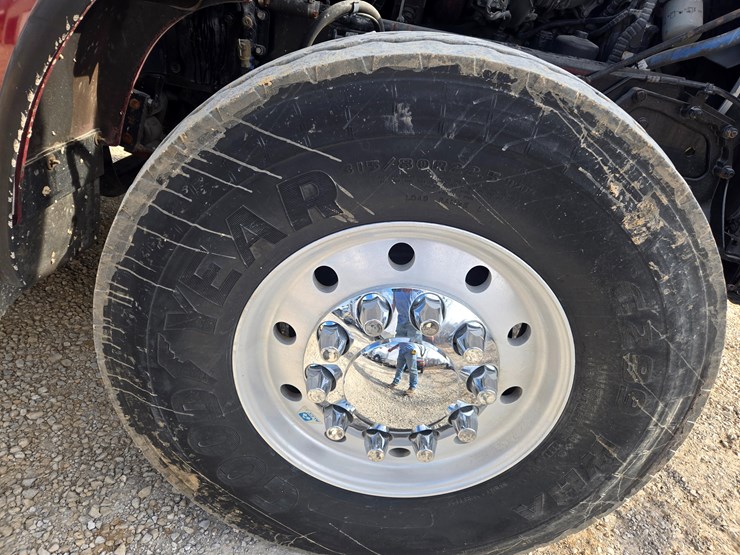 2015-kenworth-t800-image-121