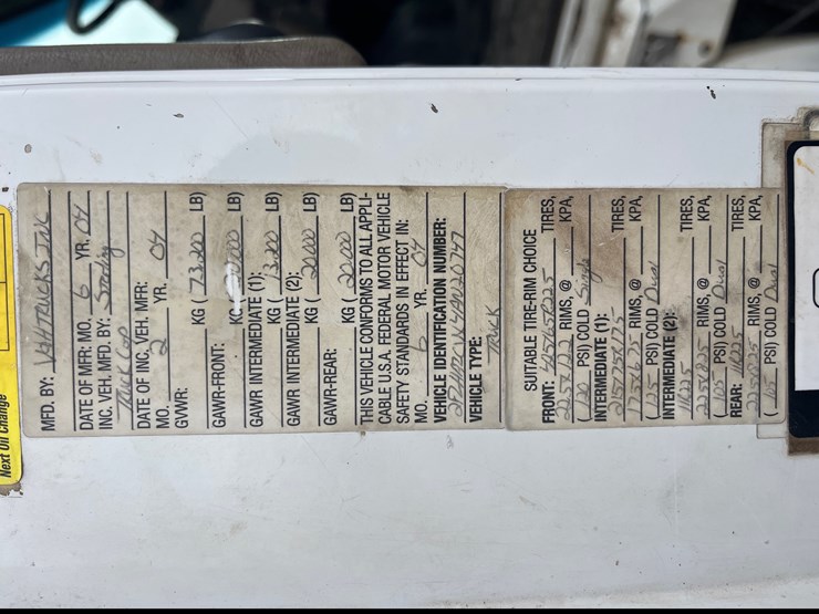 #4884-•-2004-sterling-silage-truck-image-43