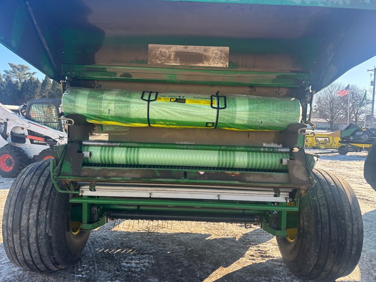 john-deere-568-image-18