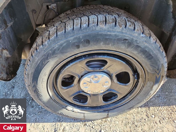 2018-ford-explorer-image-12