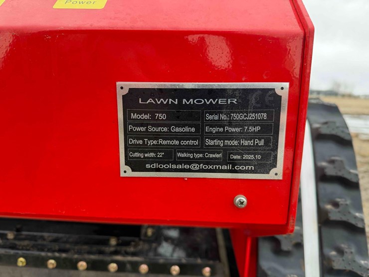 future-crawler-lawn-mower-image-20