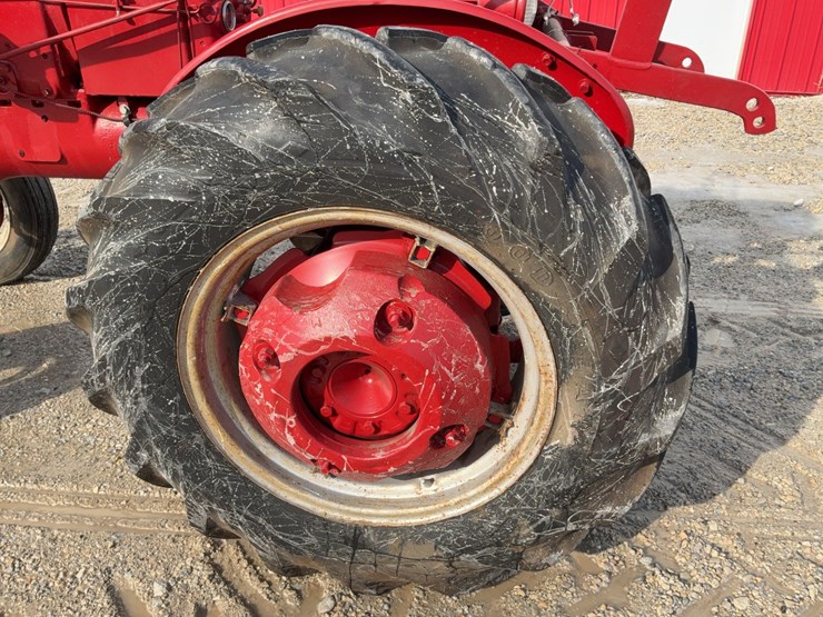 1955-mccormick-farmall-100-image-23