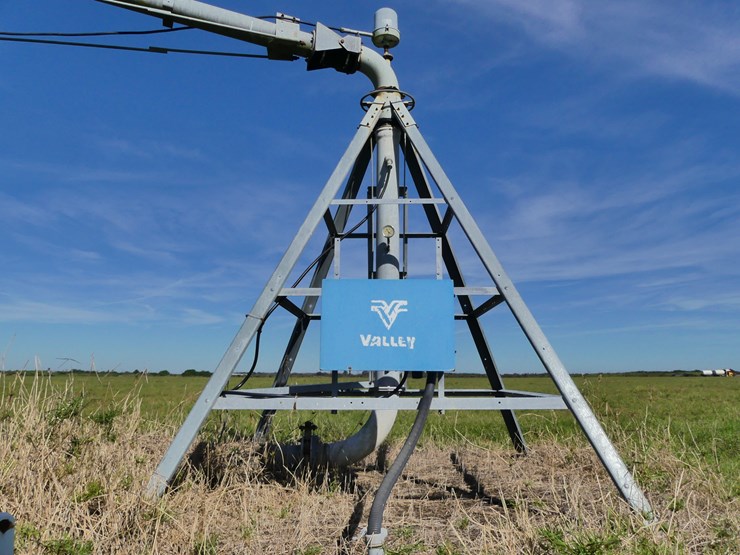 valley-model-8000-irrigation-system-image-21