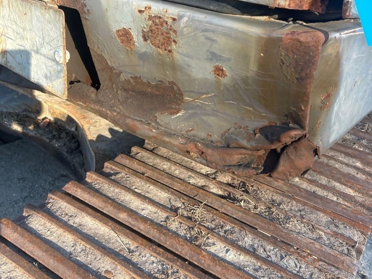 2016-volvo-ecr235el-image-24