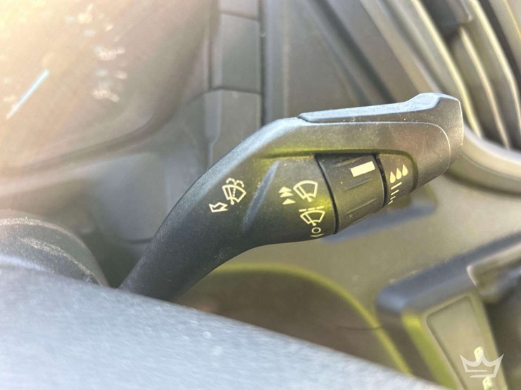 2017-ford-transit-image-16