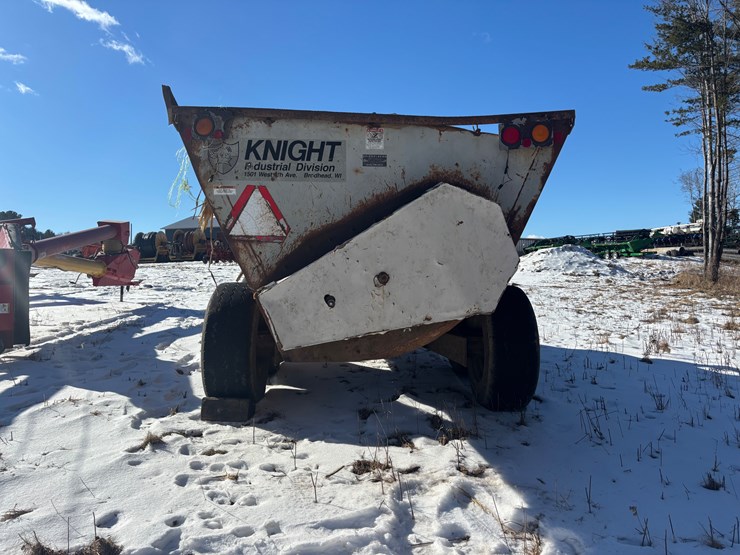 #4828-•-knight-manure-spreader-image-4