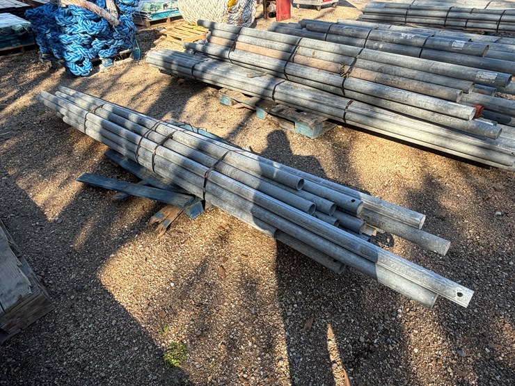 #5126-•-bundle-of-2in-galvanized-pipe-image-3