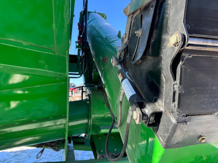 parker-1048-image-25