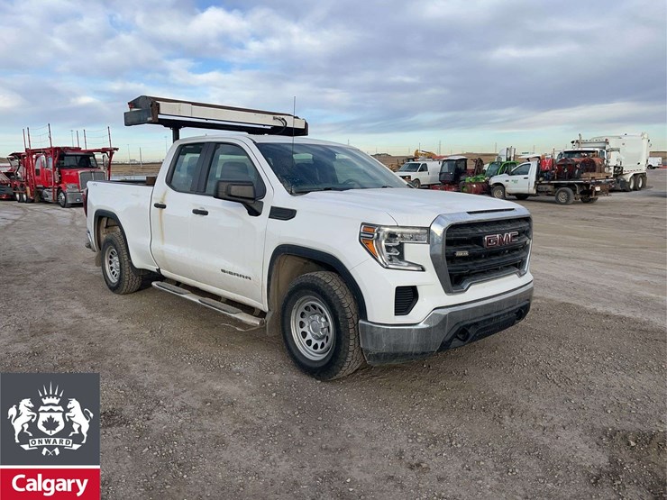 2020-gmc-sierra-1500-image-2