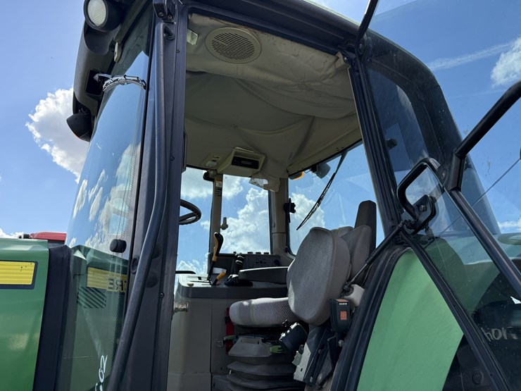 john-deere-7230-image-9