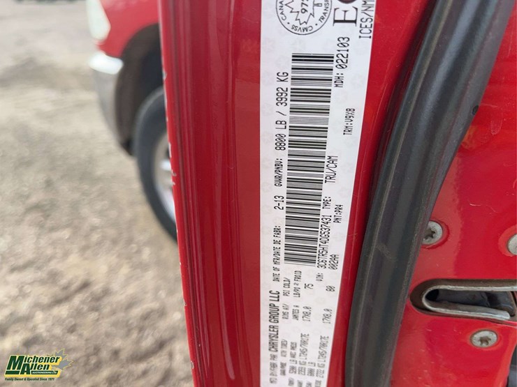 2013-dodge-2500-image-28