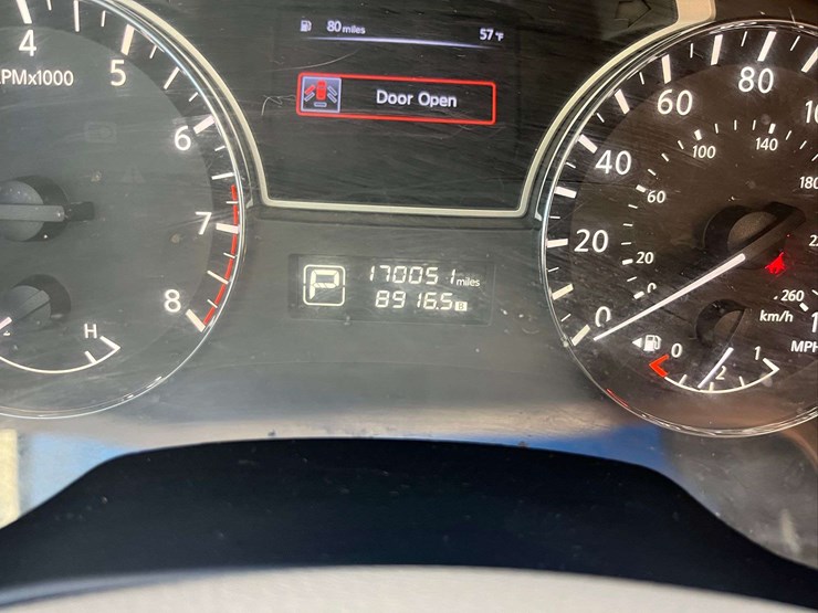 2014-nissan-pathfinder-image-15