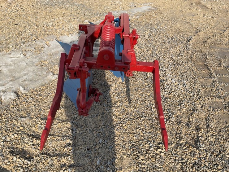ih-2-14”-plow-image-6