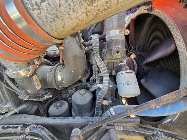 2015-kenworth-t800-image-51