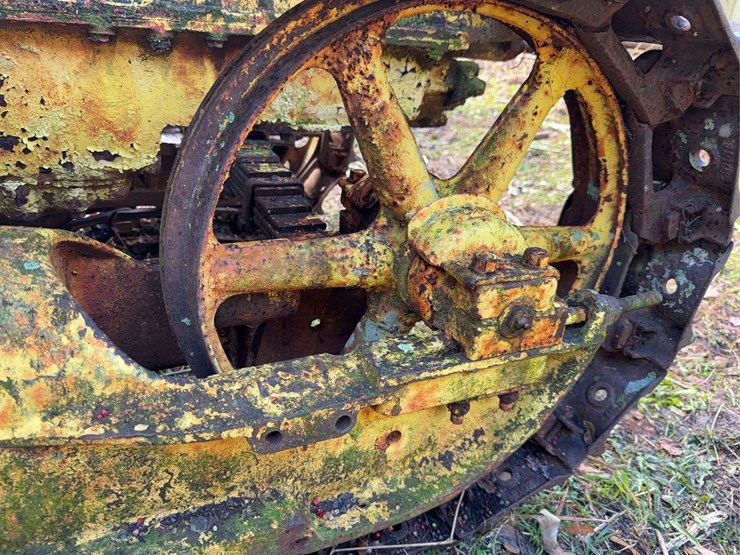 caterpillar-2-ton-crawler-image-29